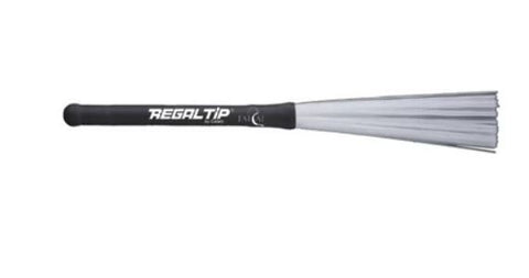 REGAL TIP FAT CAT RUBBER HANDLE NYLON BRUSHES