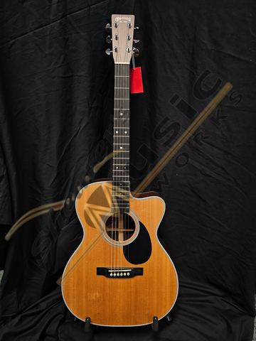 Used Martin OMC-28E Acoustic Guitar w/case